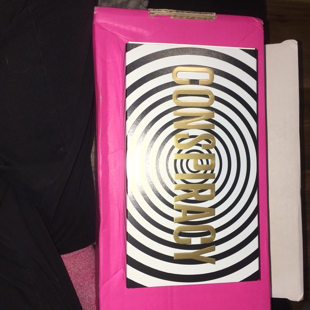 Shane Dawson X  Jeffree Star Conspiracy Palette